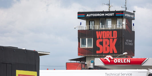 První den na trati. Pátek WorldSBK očima SP race project